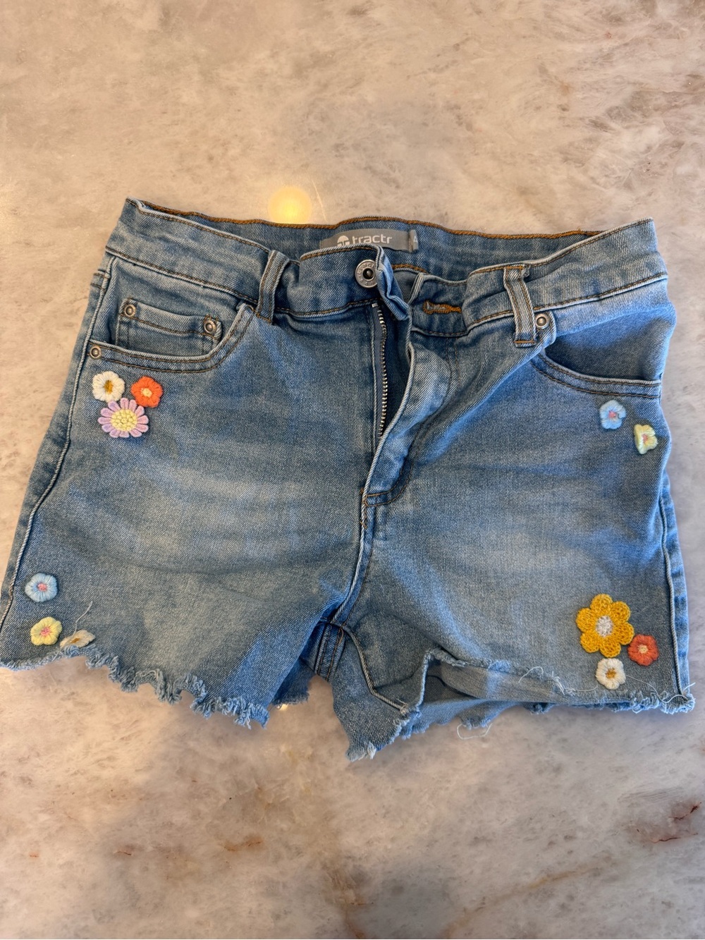 Tractr girls floral shorts, size 14